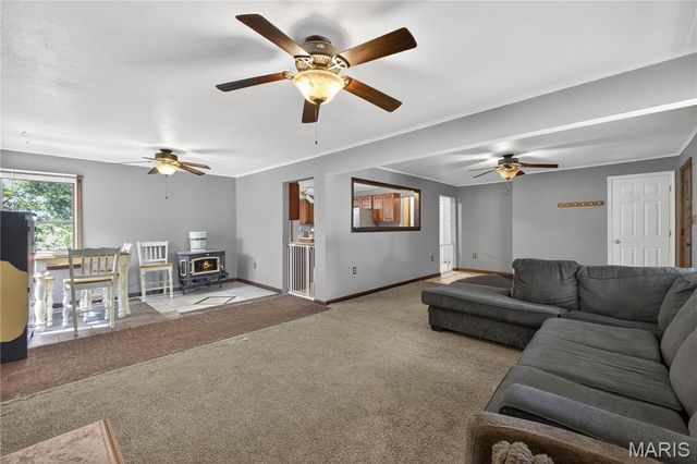 118 Highway N, Winfield, MO 63389