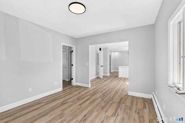 35 Front Avenue, West Haven, CT 06516