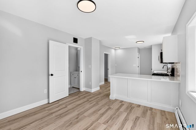 35 Front Avenue, West Haven, CT 06516