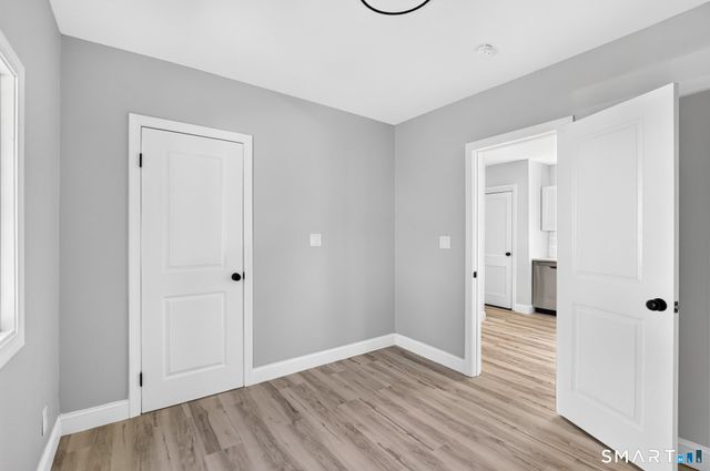 35 Front Avenue, West Haven, CT 06516