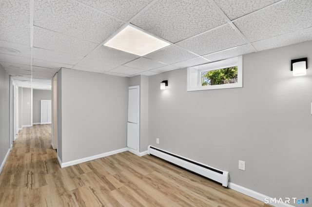35 Front Avenue, West Haven, CT 06516