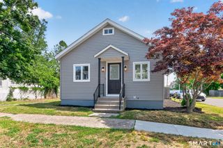35 Front Avenue, West Haven, CT 06516