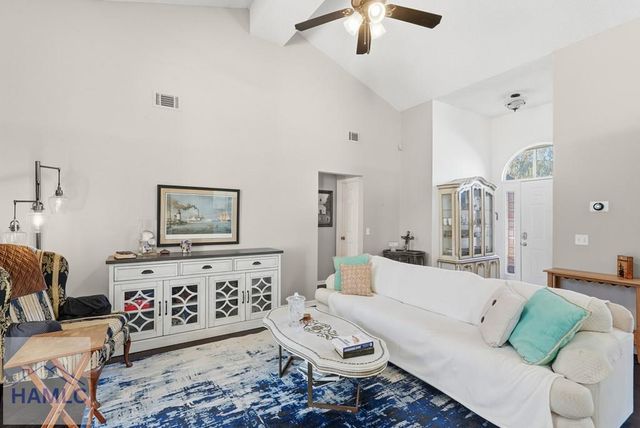 101 Laurens Lane, Savannah, GA 31419