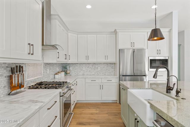 4145 E CAMPBELL Avenue, Phoenix, AZ 85018