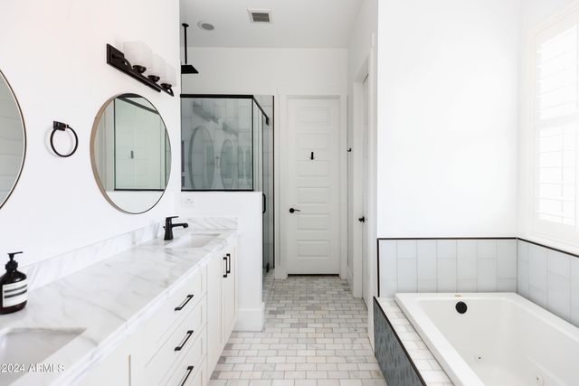 4145 E CAMPBELL Avenue, Phoenix, AZ 85018