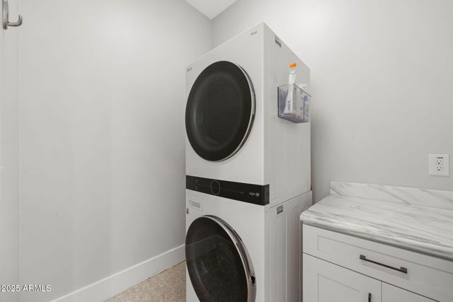 4145 E CAMPBELL Avenue, Phoenix, AZ 85018