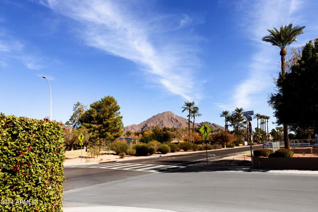 4145 E CAMPBELL Avenue, Phoenix, AZ 85018