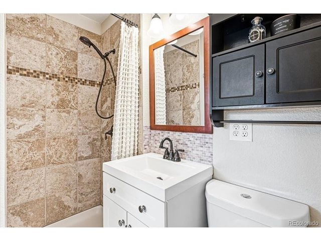 6960 W 4th Ave, Lakewood, CO 80226