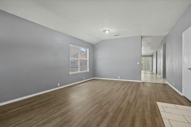 2023 Earnhardt Way, Dallas, TX 75217