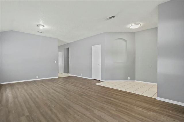 2023 Earnhardt Way, Dallas, TX 75217