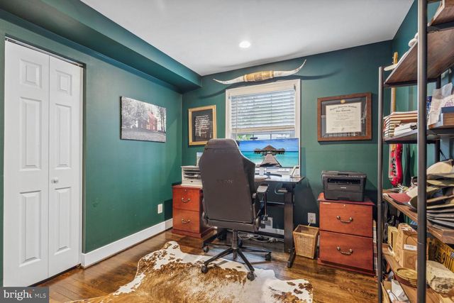 2502 DUXBURY PL, Alexandria, VA 22308