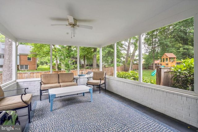 2502 DUXBURY PL, Alexandria, VA 22308