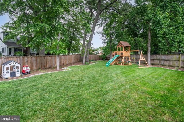 2502 DUXBURY PL, Alexandria, VA 22308