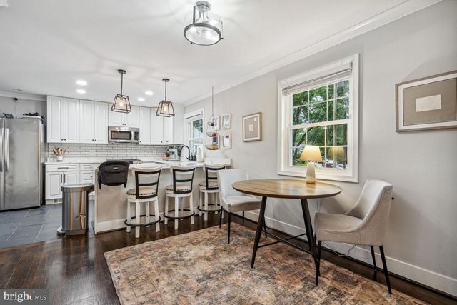 2502 DUXBURY PL, Alexandria, VA 22308