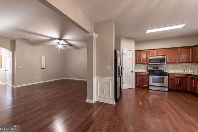 2002 Lakeshore Overlook Circle NW, Kennesaw, GA 30152