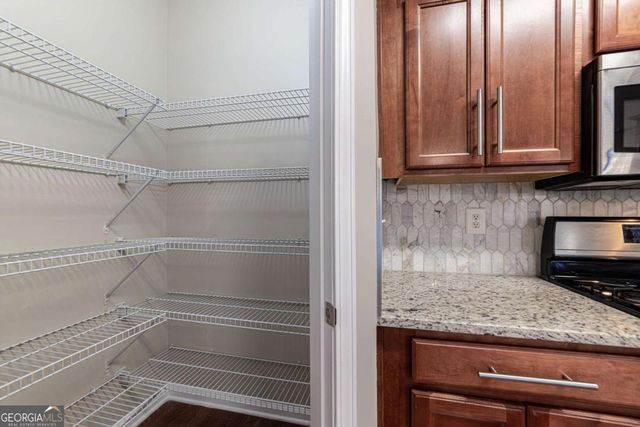 2002 Lakeshore Overlook Circle NW, Kennesaw, GA 30152