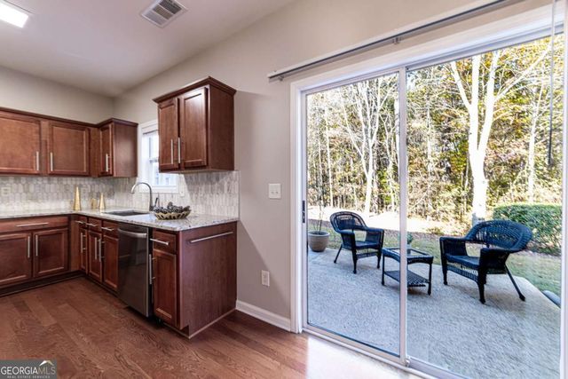 2002 Lakeshore Overlook Circle NW, Kennesaw, GA 30152