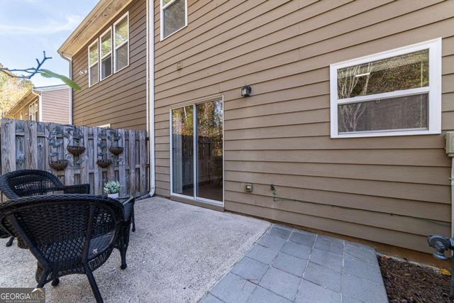 2002 Lakeshore Overlook Circle NW, Kennesaw, GA 30152