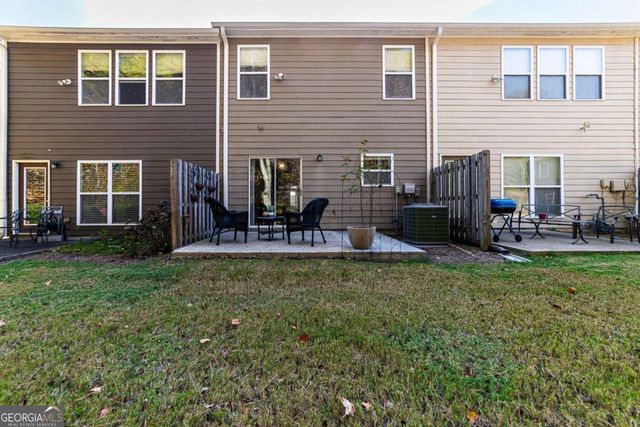 2002 Lakeshore Overlook Circle NW, Kennesaw, GA 30152