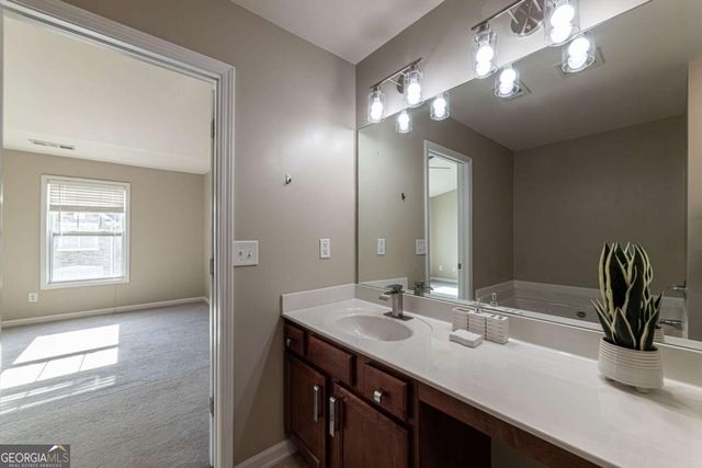 2002 Lakeshore Overlook Circle NW, Kennesaw, GA 30152