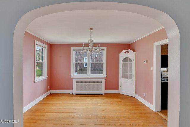 7 Tudor Road, Albany, NY 12203