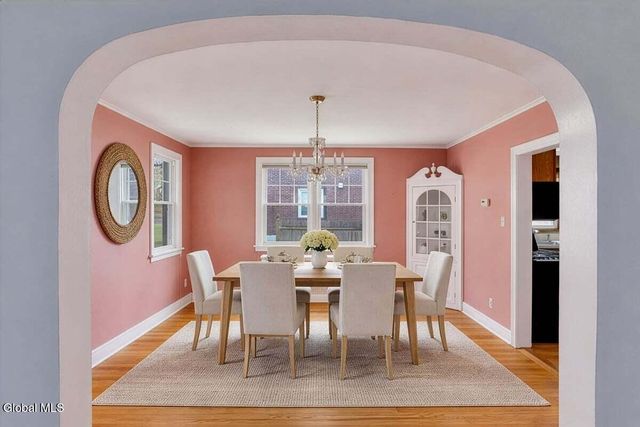 7 Tudor Road, Albany, NY 12203