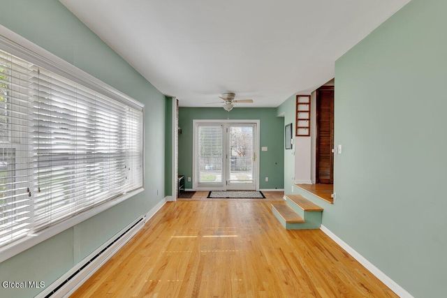 7 Tudor Road, Albany, NY 12203
