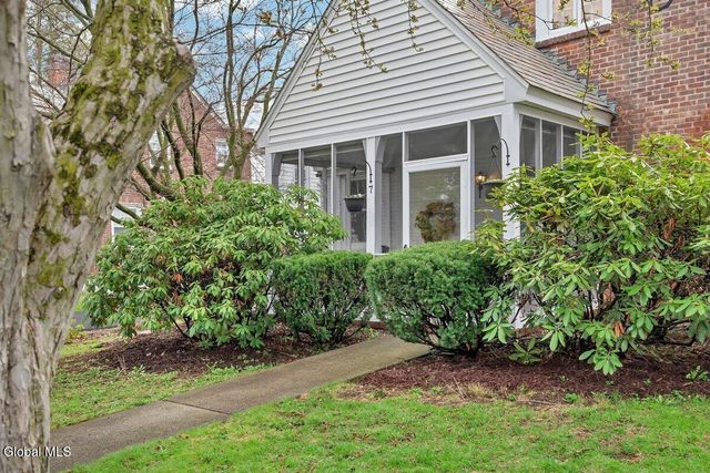 7 Tudor Road, Albany, NY 12203