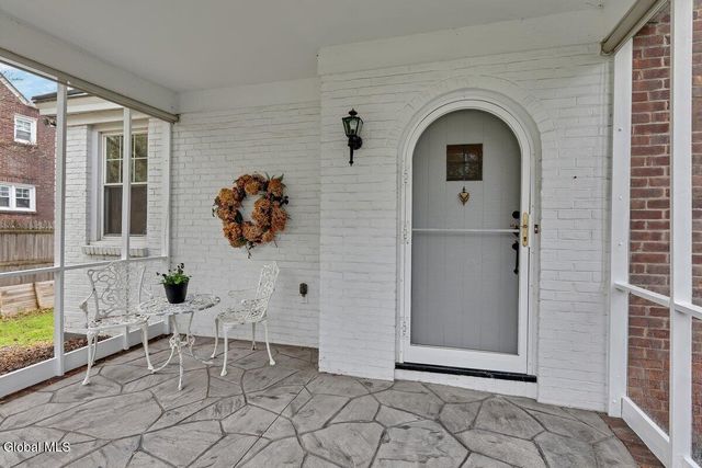 7 Tudor Road, Albany, NY 12203