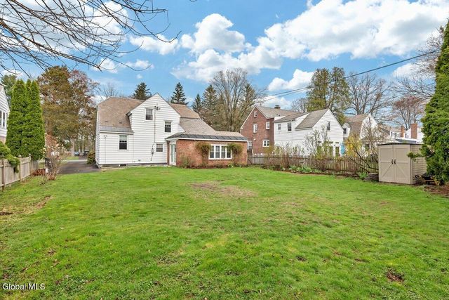 7 Tudor Road, Albany, NY 12203