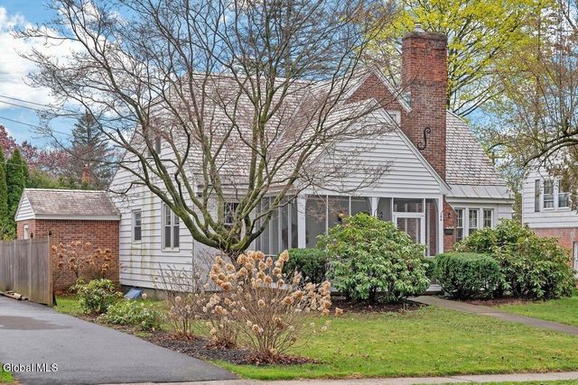 7 Tudor Road, Albany, NY 12203