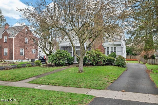 7 Tudor Road, Albany, NY 12203