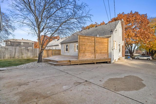 5506 35th AVENUE, Kenosha, WI 53144