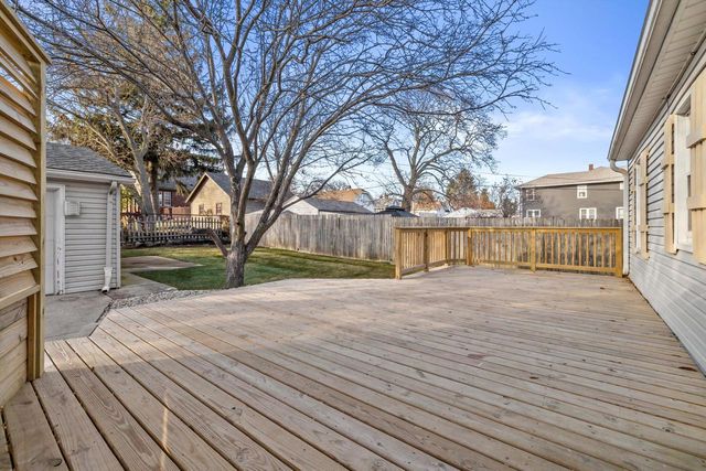 5506 35th AVENUE, Kenosha, WI 53144