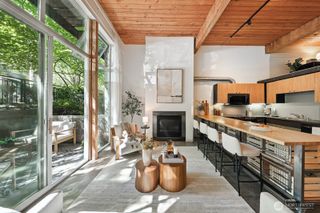 1812 19th Avenue #107, Seattle, WA 98122