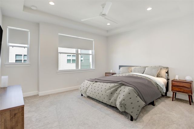 2781 Clinton Drive, Houston, TX 77020