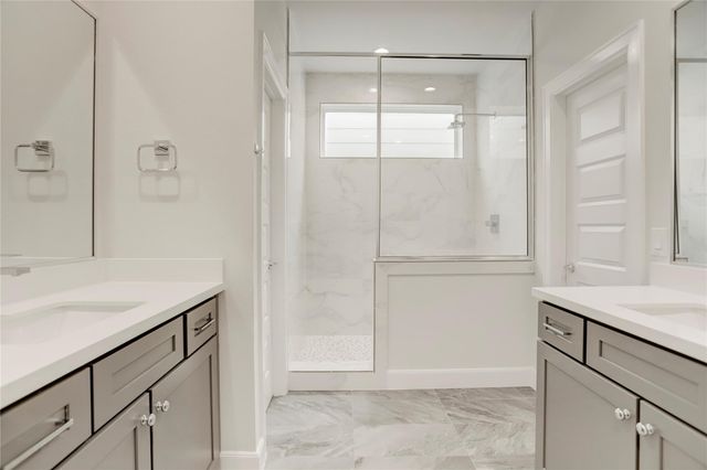 2781 Clinton Drive, Houston, TX 77020