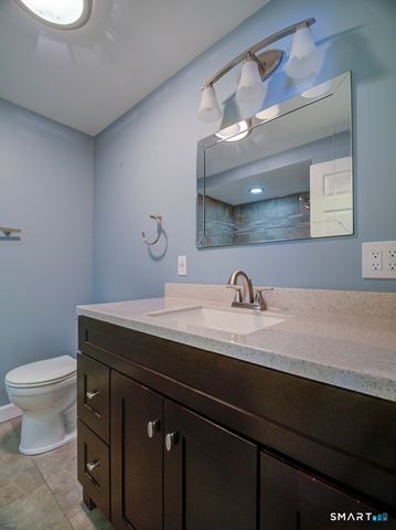 197 Maple Avenue, North Haven, CT 06473