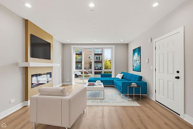 2718 budd Street, River Grove, IL 60171