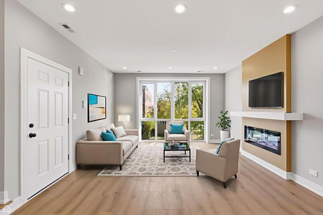 2718 budd Street, River Grove, IL 60171