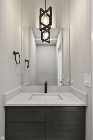 2718 budd Street, River Grove, IL 60171