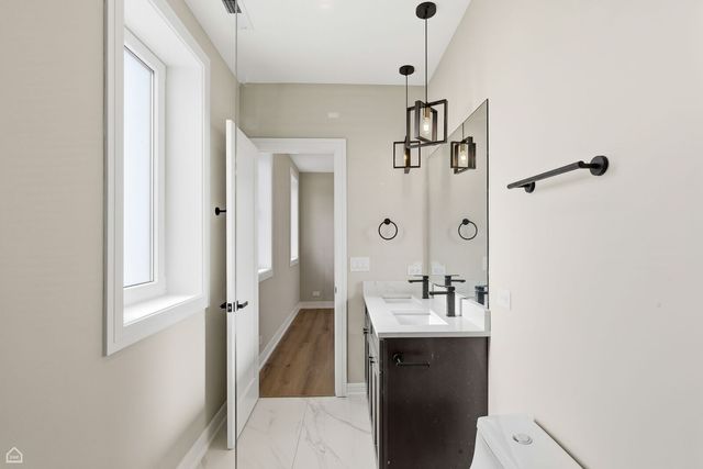 2718 budd Street, River Grove, IL 60171