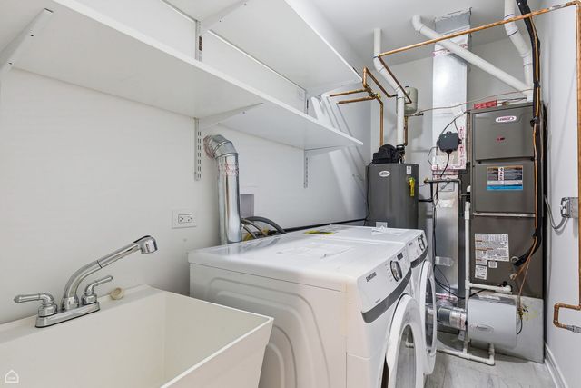 2718 budd Street, River Grove, IL 60171