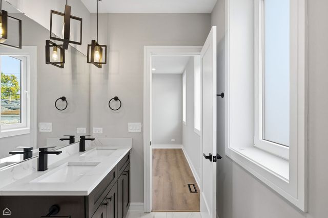 2718 budd Street, River Grove, IL 60171