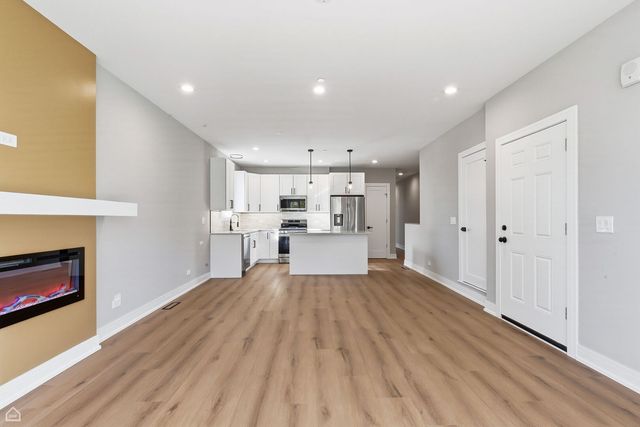 2718 budd Street, River Grove, IL 60171