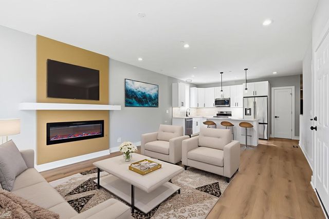 2718 budd Street, River Grove, IL 60171