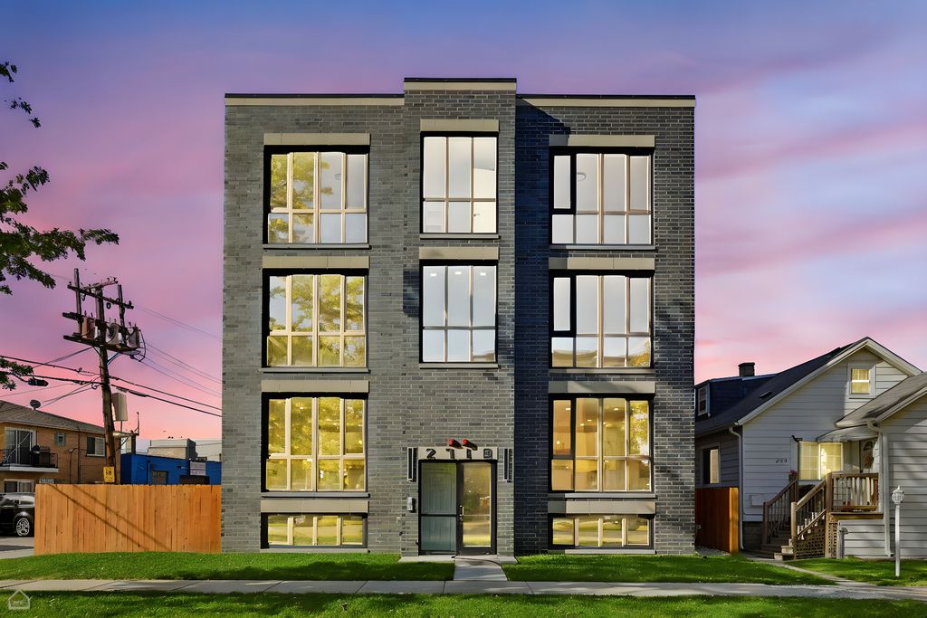 2718 budd Street, River Grove, IL 60171