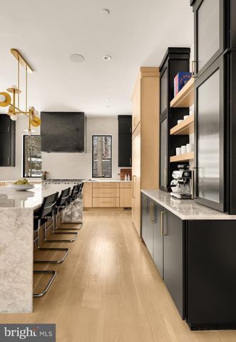 6916 CARMICHAEL AVE, Bethesda, MD 20817