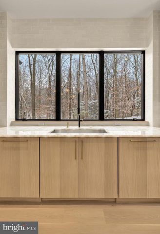 6916 CARMICHAEL AVE, Bethesda, MD 20817