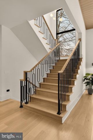 6916 CARMICHAEL AVE, Bethesda, MD 20817